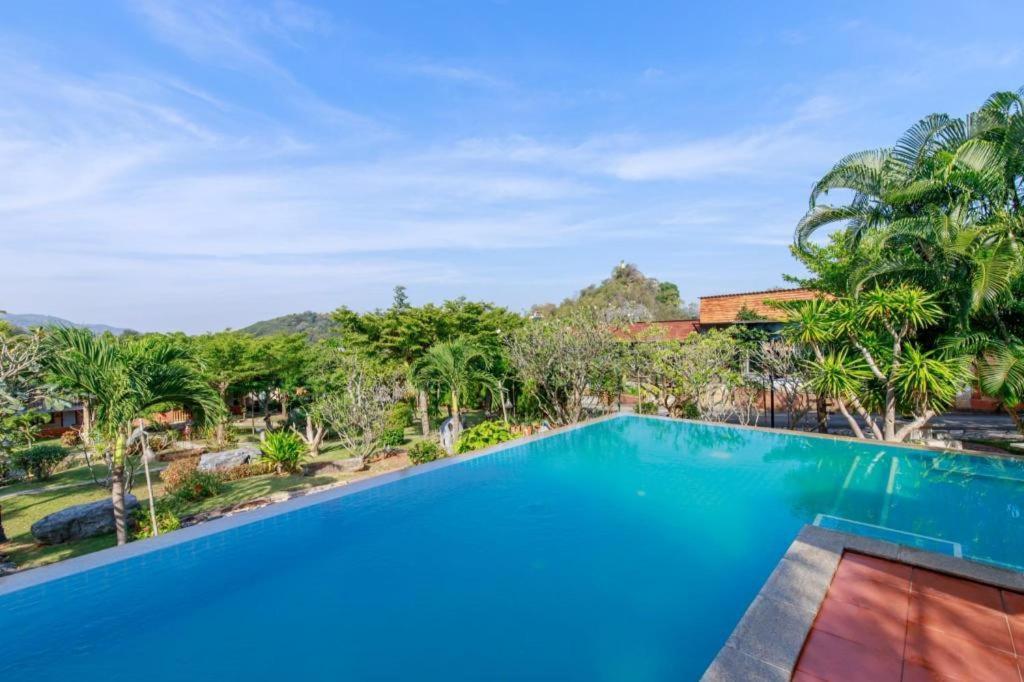 Dusit Talai Resort Mu Si Zewnętrze zdjęcie